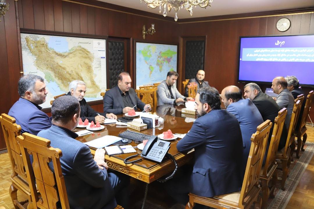 بررسی نظام مسائل مناطق آزاد در نشست دبیر شورای‌عالی با هیأت رئیسه فراکسیون مناطق آزاد مجلس