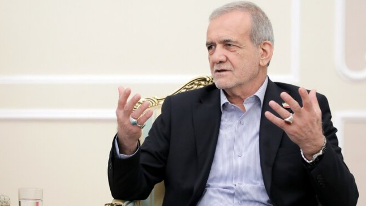 پزشکیان: مردم با هر سلیقه‌ای پای کار کشورشان ایستادند