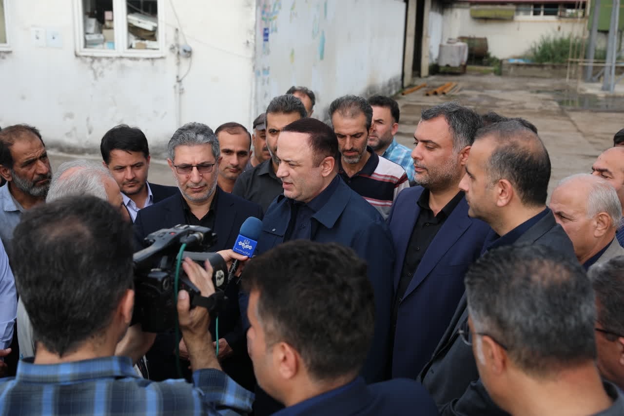 بازدید دبیر شورایعالی مناطق آزاد و ویژه اقتصادی از شهرك صنعتی صومعهسرا