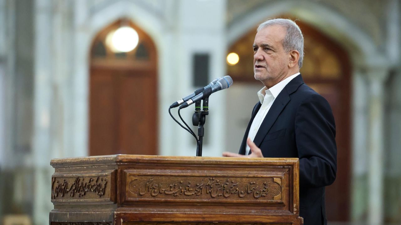 پزشکیان: وحدت و انسجام رمز عبور از دشواریهاست