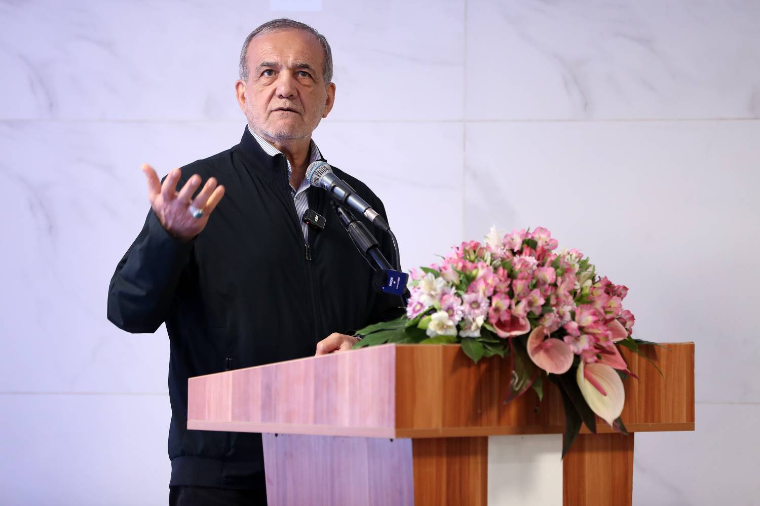 ضرورت ارائه خدمات با کیفیت به مردم در بیمارستان‌ها