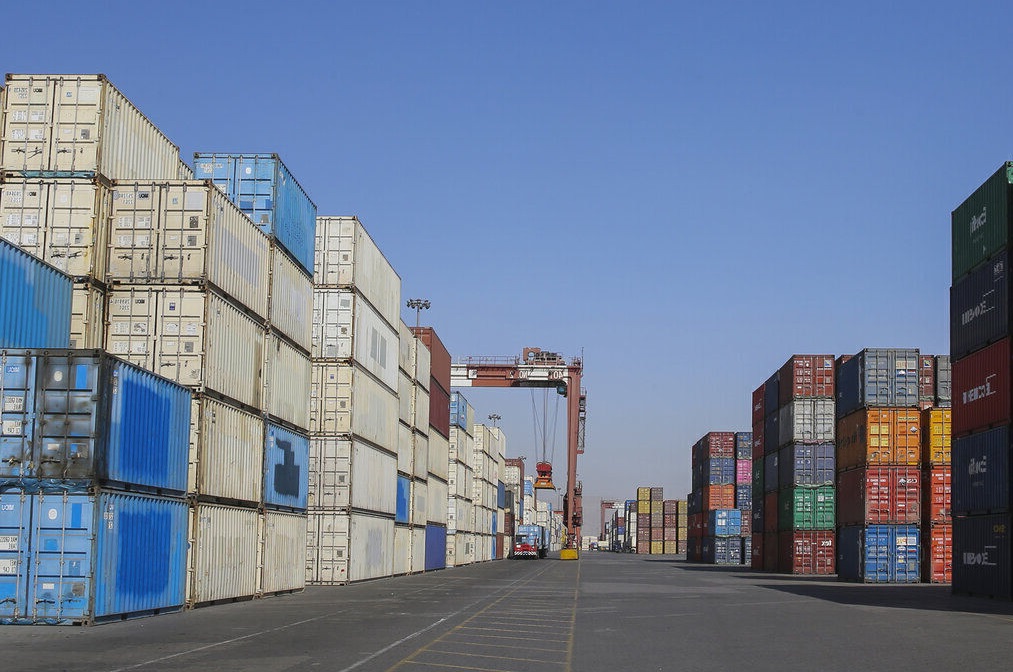 کارنامه تجارت خارجی ۶ ماهه امسال/ واردات ۱۵ درصد کاهش یافت