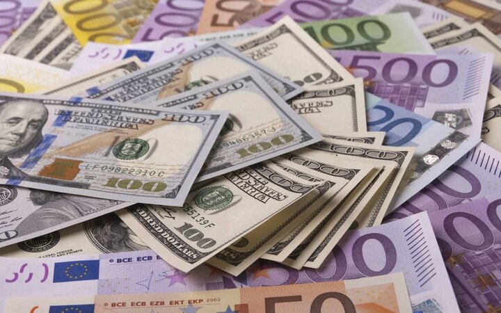 قیمت دلار حوالهای به ۷۰ هزار و ۲۸۳ تومان رسید+ جدول نرخ ارزها