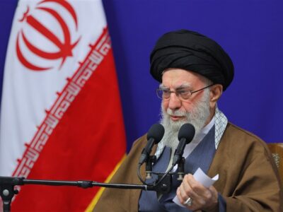 امام خامنه‌ای: حوزه علمیه مشهد مدیون آیت‌الله میلانی است