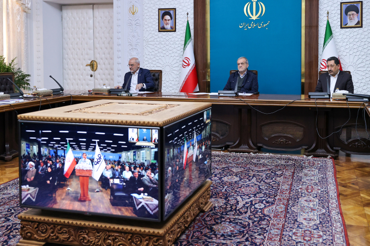 افتتاح طرح انتقال آب دریا به فلات مرکزی با دستور دکتر پزشکیان