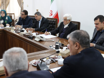 دکتر عارف: برای استفاده از فناوری‌های نوین به هم‌افزایی دستگاه‌های مختلف نیازمندیم