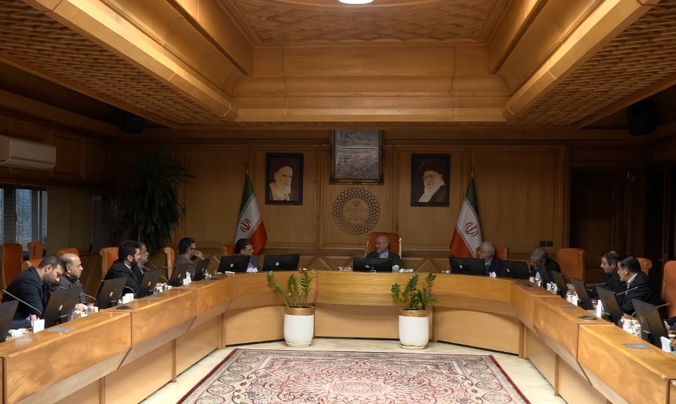 رئیس مجلس: انتخابات تناسبی و الکترونیک؛ گامی بزرگ برای تحول سیاسی ایران