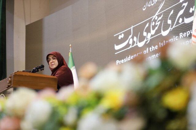 روسای برخی شعب بانکی عزل شدند/پیشنویس تعیین تکلیف نیروهای شرکتی آماده شد