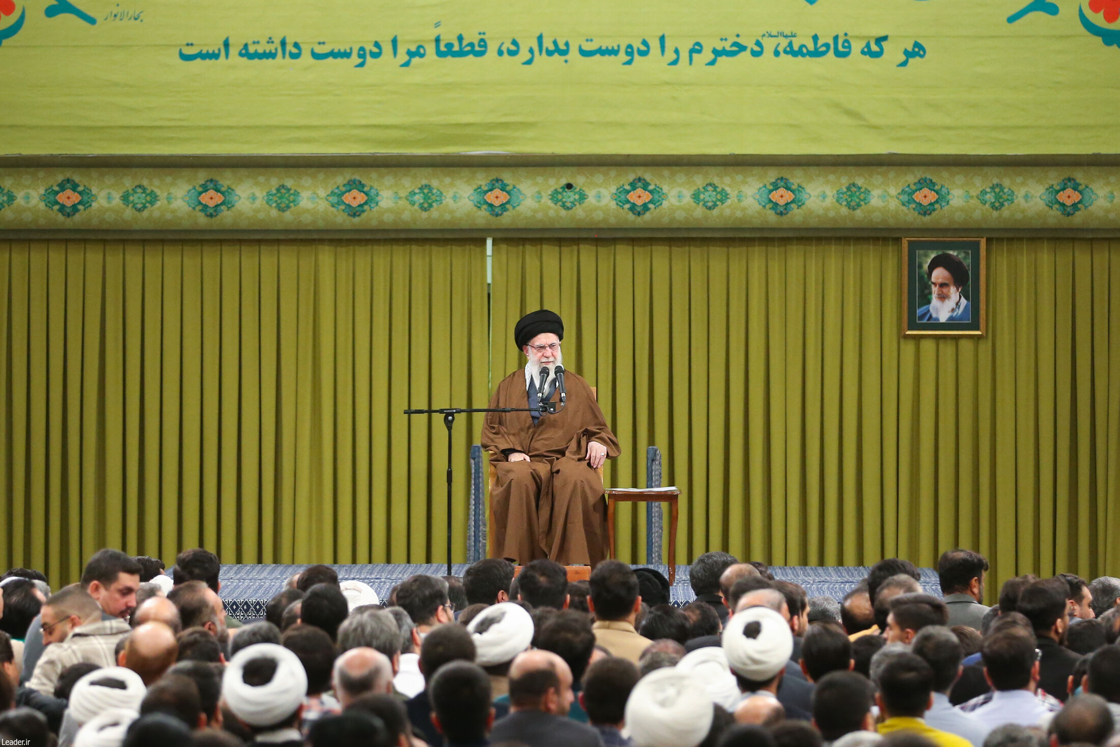 لزوم تغییر آرایش تبلیغاتی و رسانهای در برابر تلاش دشمن برای تسخیر دل ها و مغزها