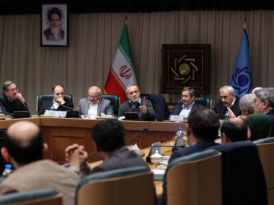 دستور مهم دکتر پزشکیان برای رفع موانع اجرایی تفویض اختیارات استانداران مرزی