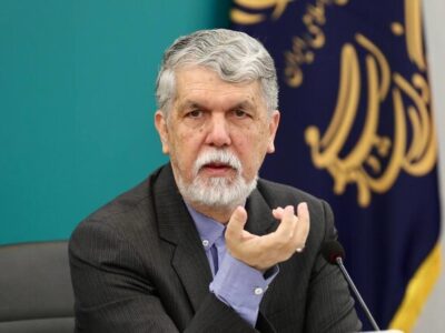 کاریکاتور در ایران از نمادهای “ما می‌توانیم” است