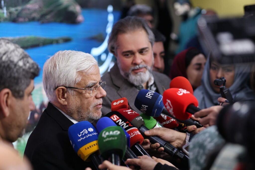 هنرمندان تنور انقلاب را گرم نگه داشته اند؛ پذیرش انتقادات سینماگران
