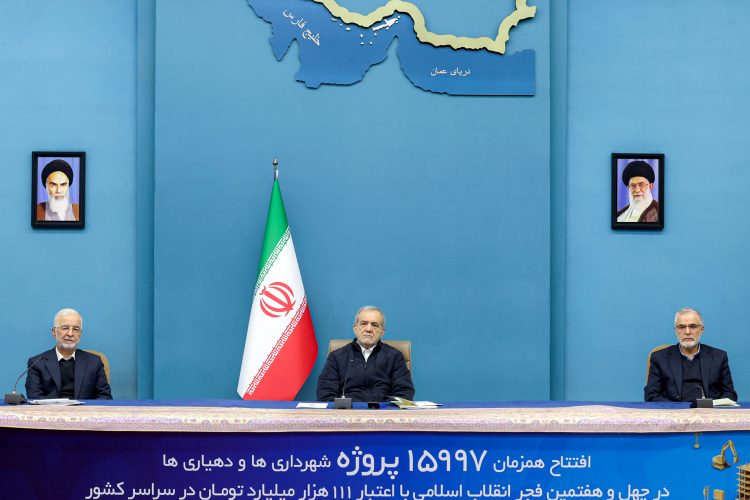 بهرهبرداری از 15 هزار و 997 طرح شهرداریها و دهیاریهای سراسر کشور