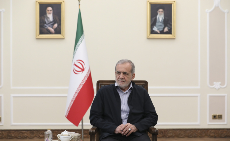 ملت عزیز ایران و نیروهای مسلح با قدرت دشمنان را مثل همیشه ناامید میکنند