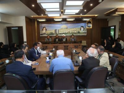 شکوهی‌مقدم در جمع رسانه‌ها: بر دستان پر تلاش کارگران ذوب‌آهن بوسه می‌زنم