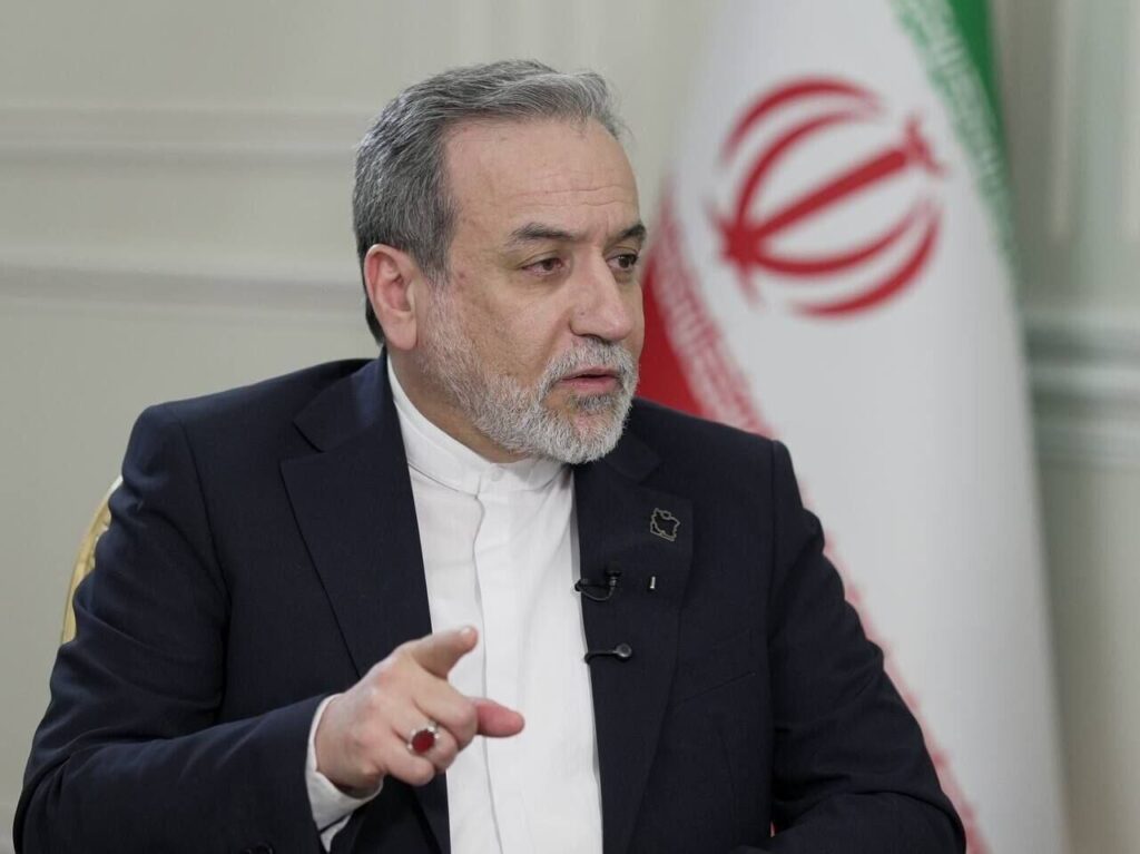 عراقچی: بازگشت به میدان جنگ با شگفتی های بسیار بیشتری همراه خواهد بود