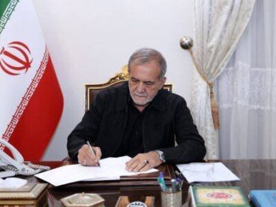نمایشگاه کتاب نشانه زنده بودن اندیشه و پویایی فرهنگ است