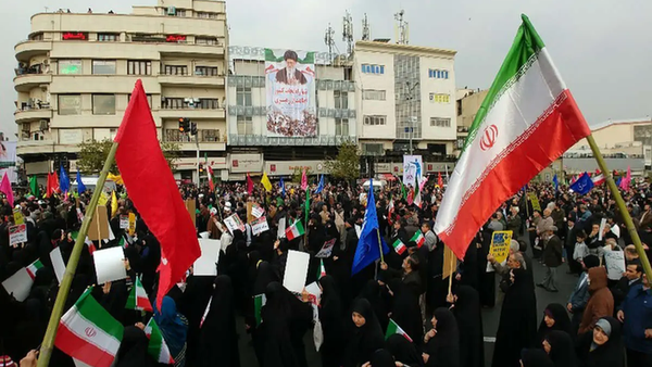 بدرقه تیم ملی فوتبال ایران از میدان انقلاب به جام جهانی