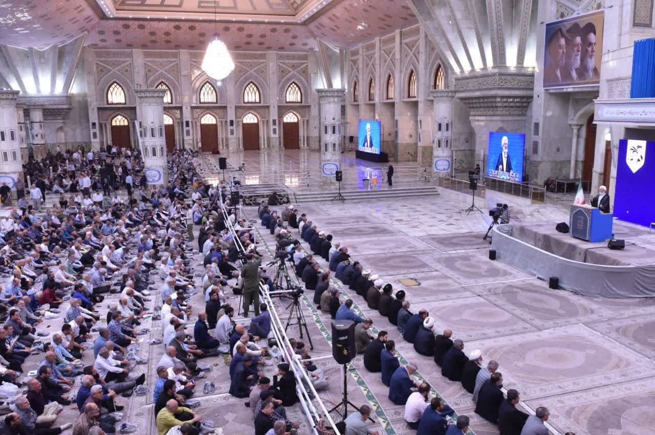 دومین نماز جمعه سال ۱۴۰۵ در حرم مطهر امام خمینی(ره) برگزار شد