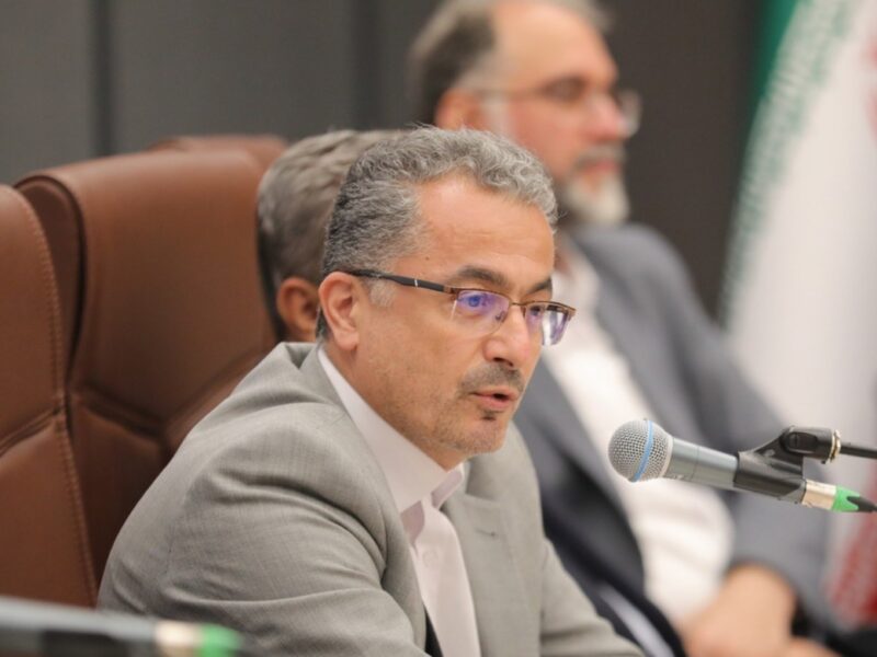 مناطق آزاد می‌توانند به دروازه راهبردی ارتباط ایران با اتحادیه‌های اقتصادی جهان تبدیل شوند