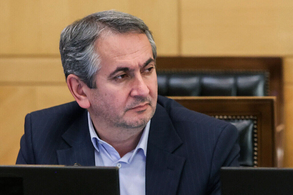 نباید ازمواضع رسمی کشور پیشی گرفت / ترور شخصیتی رجال سیاسی خط قرمز کشور است