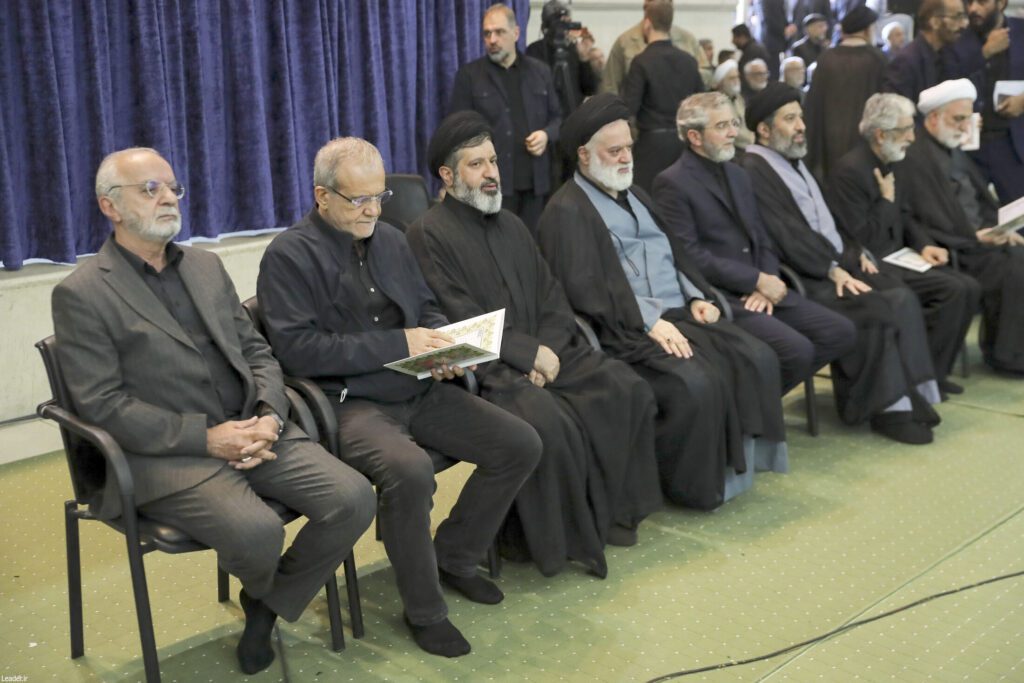 صبر منافاتی با انتقام و برخورد با اشرار ندارد