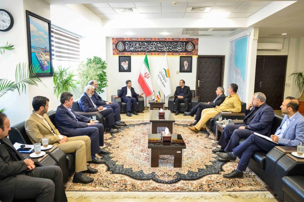 بررسی راهکارهای توسعه همکاری های منطقه آزاد انزلی و گروه کشتیرانی جمهوری اسلامی ایران