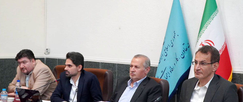 به گزارش یونا به نقل از روابط عمومی هفتمین نمایشگاه و کنفرانس بین‌المللی شهر هوشمند و هوش مصنوعی ایران، این نشست روز سه‌شنبه ۳۰ تیرماه ۱۴۰۵ به میزبانی وزارت تعاون، کار و رفاه اجتماعی و با حضور معاونان و مدیران دستگاه‌های اجرایی، سازمان اداری و استخدامی کشور و مدیران فناوری اطلاعات در مجموعه فرهنگی تلاش برگزار شد.